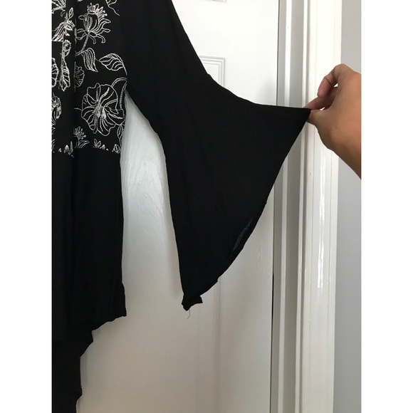 Embroidered Jacket - Picture 2 of 3